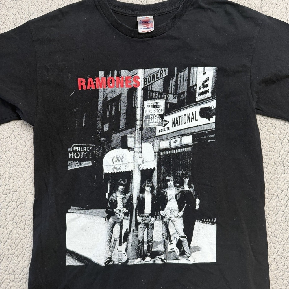 Ramones CBGB Bowery Band T Shirt Made in USA Bayside Black Medium Punk Rock Tee